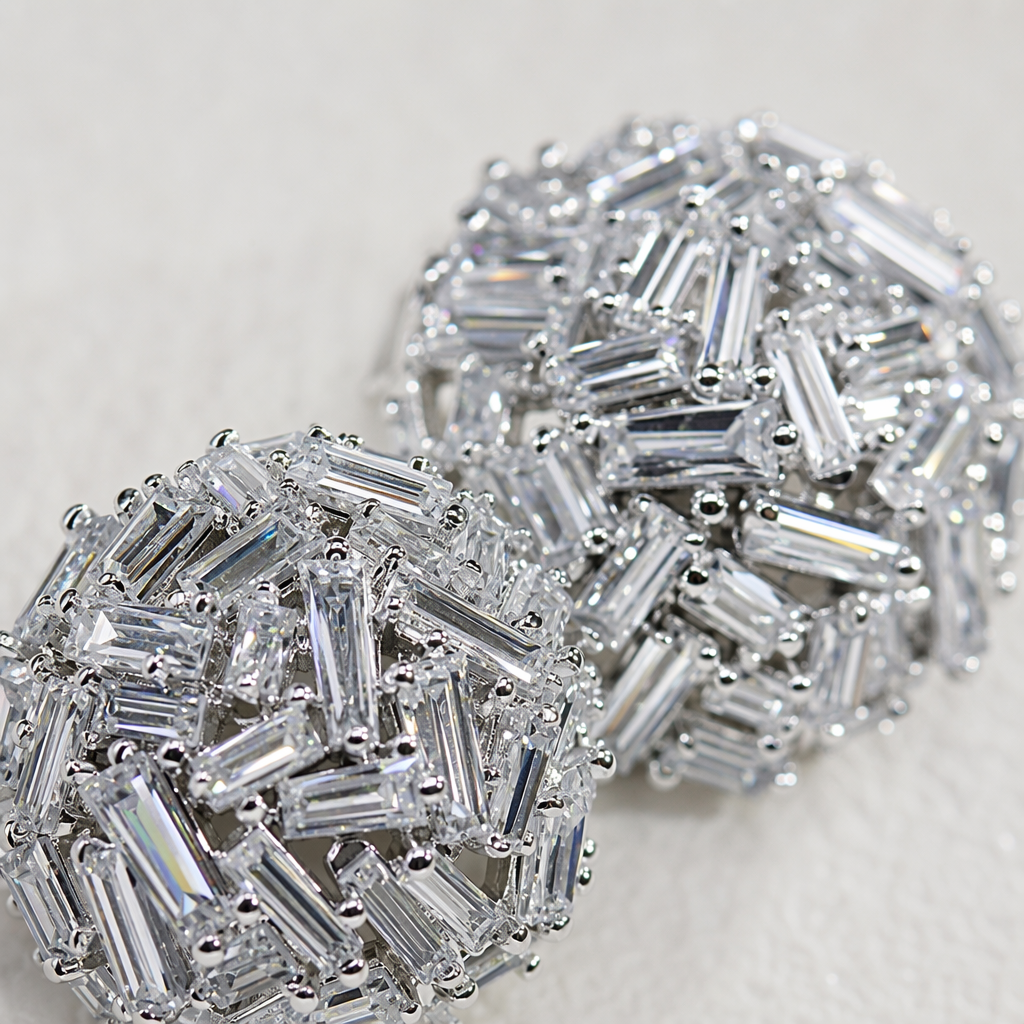 Silver crystal spherical ear studs are simple, fashionable and versatile earrings Application Scenario