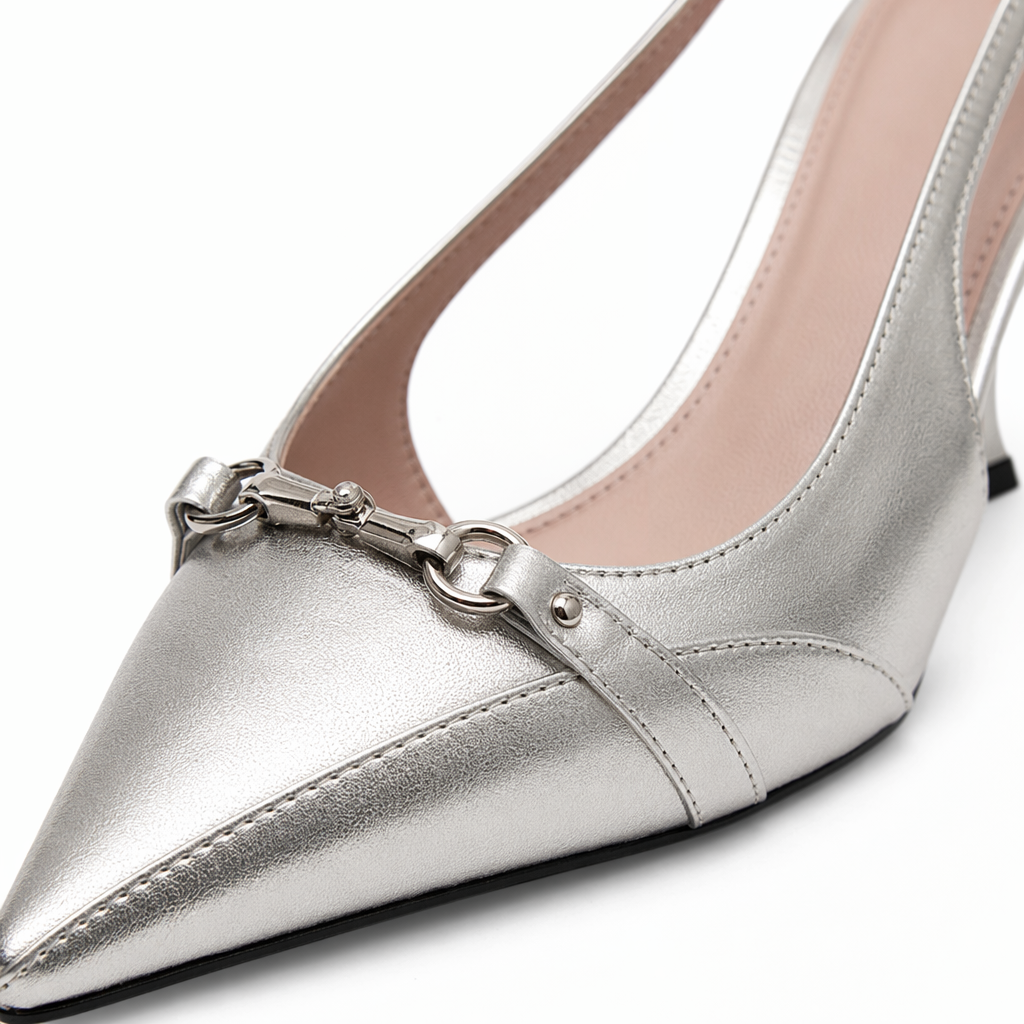 Silver high-heeled sandals for women in summer can make legs look longer, exude elegance and are versatile Application Scenario