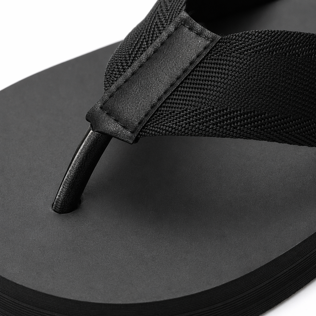 Black flip-flops for women in summer with anti-slip soft soles for casual cooling Application Scenario