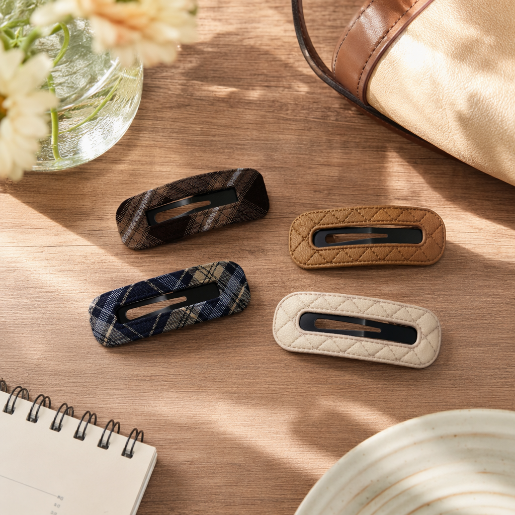 Four hairpins with checkered patterns and solid leather textures details Picture
