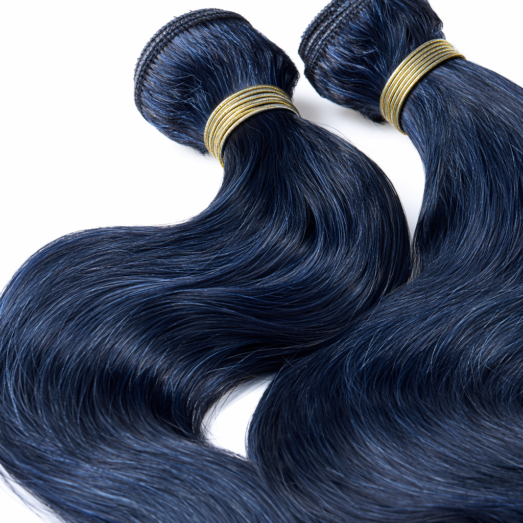 The long black wavy false braid has a natural drape and simulates hair strands Application Scenario