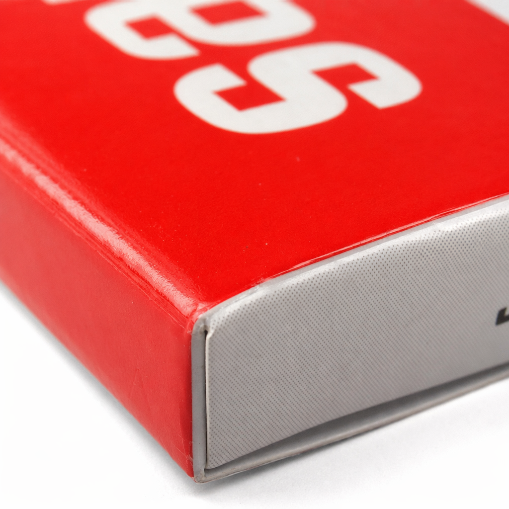 Red and white packaging box, simple style gift box, wedding candy box, festival decoration box Application Scenario