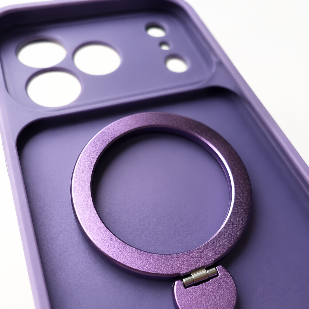 The colorful phone case is a universal anti-drop soft rubber protective cover for Apple, Huawei and Xiaomi Application Scenario