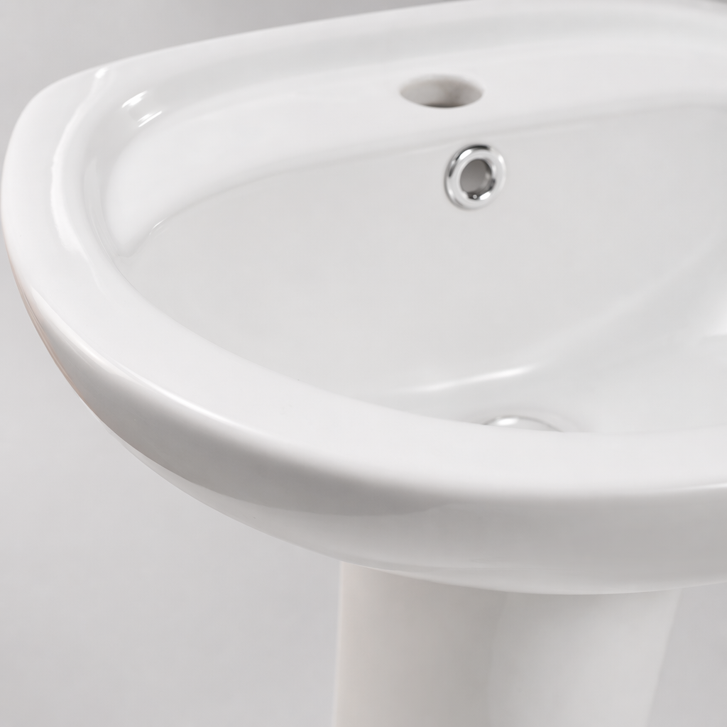 The white column-style washbasin has a smooth glaze and is easy to clean, specially designed for bathrooms Application Scenario