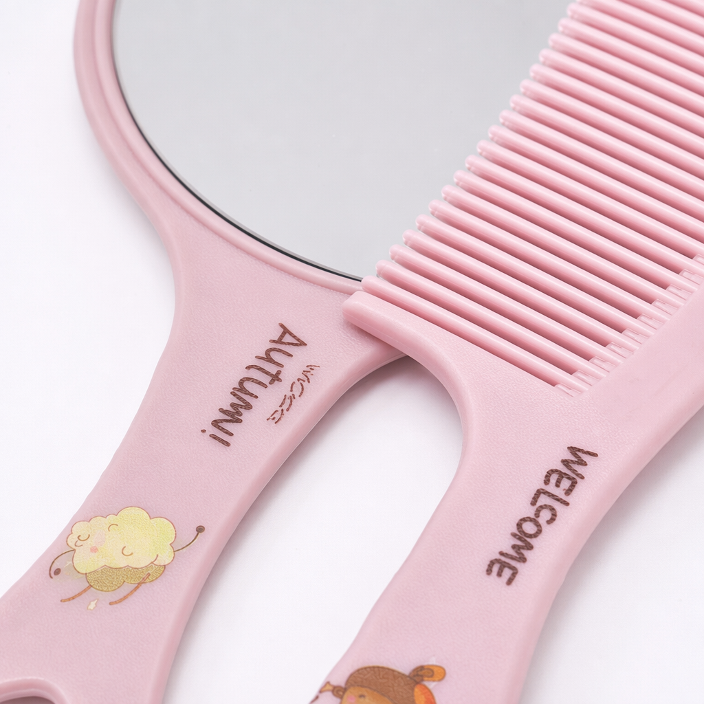 Colorful cartoon comb and mirror set for children and girls, two-in-one comb and mirror Application Scenario