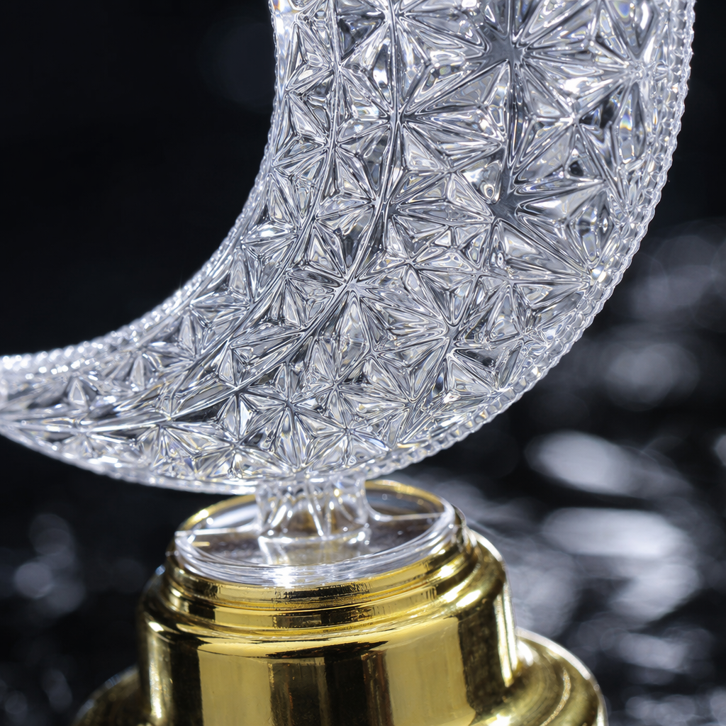 Transparent crescent-shaped decorative items with golden bases, indoor ornaments, home decoration Application Scenario