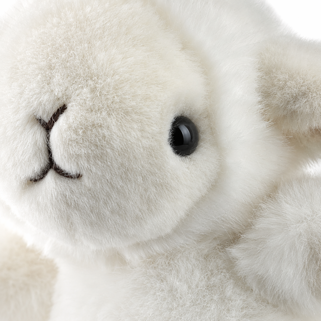 White plush toys, cute pet plush figurines, home decoration plush dolls Application Scenario