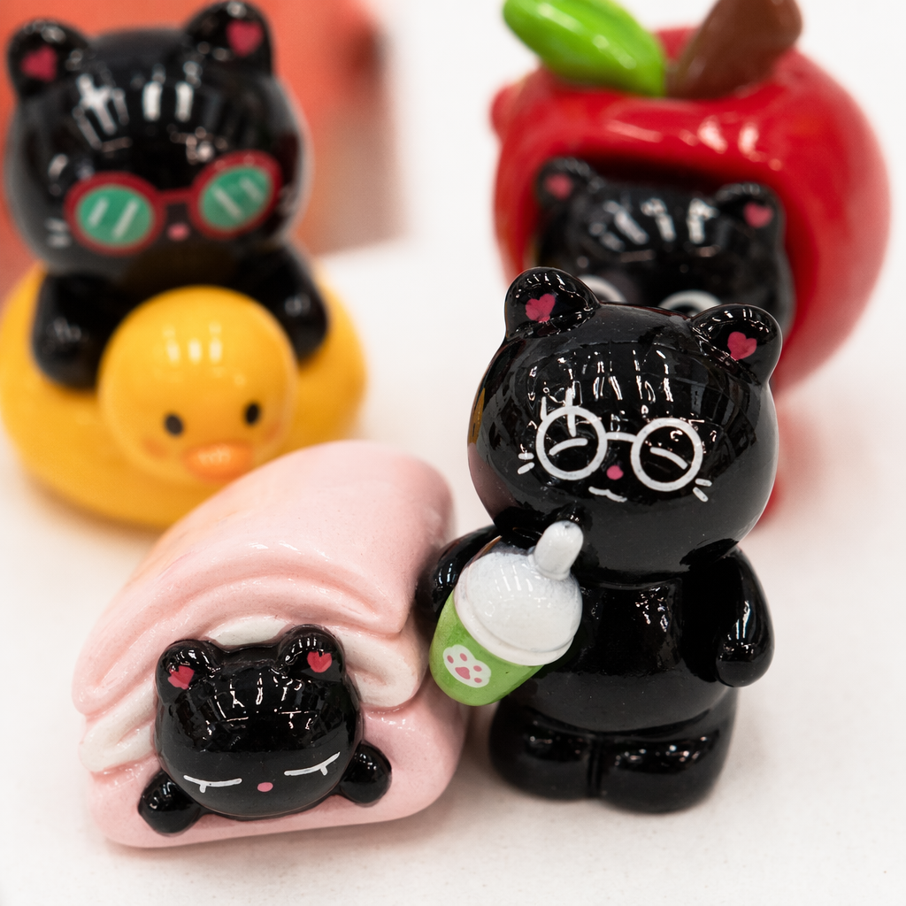 Five cartoon black cat-themed home decoration creative desktop storage items Application Scenario