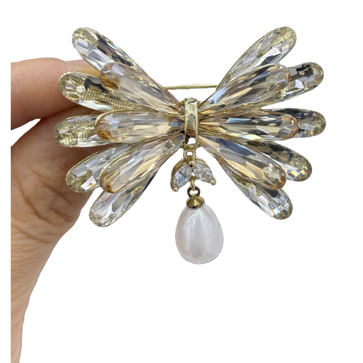 A golden crystal flower brooch is an elegant and retro accessory for women Item Picture