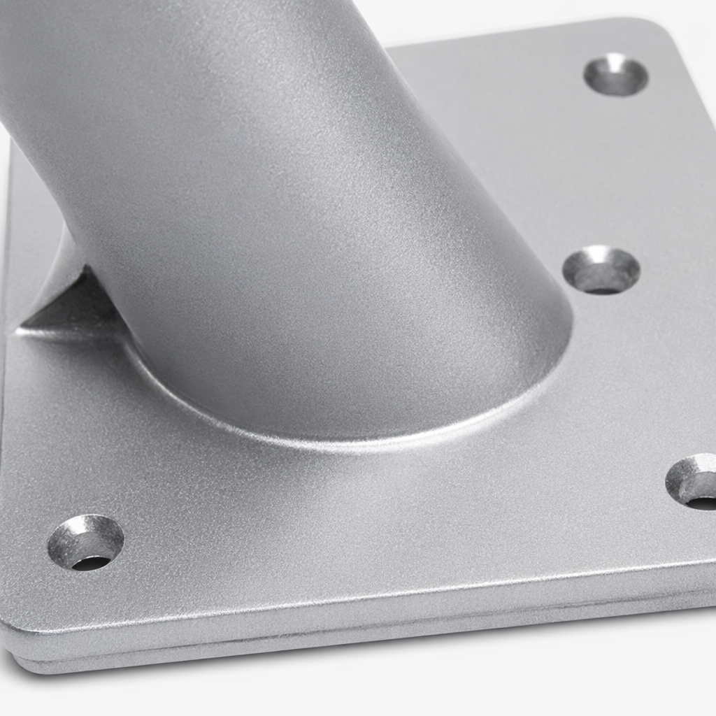 The silver metal phone and tablet stand can be adjusted in Angle to ensure stable load-bearing Application Scenario