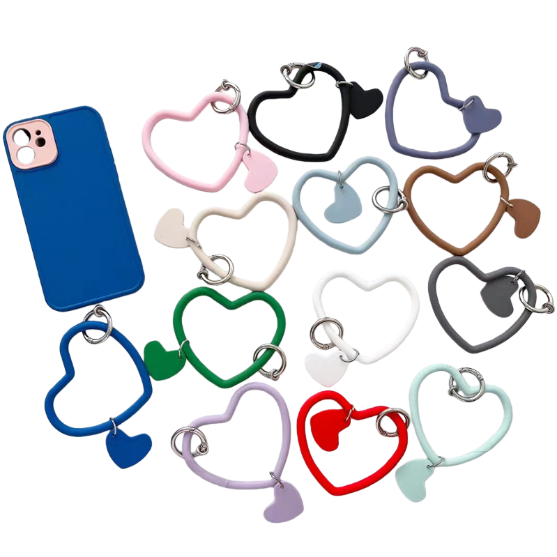 Colorful heart-shaped keychains, cute and simple metal pendants, fashionable accessories Item Picture