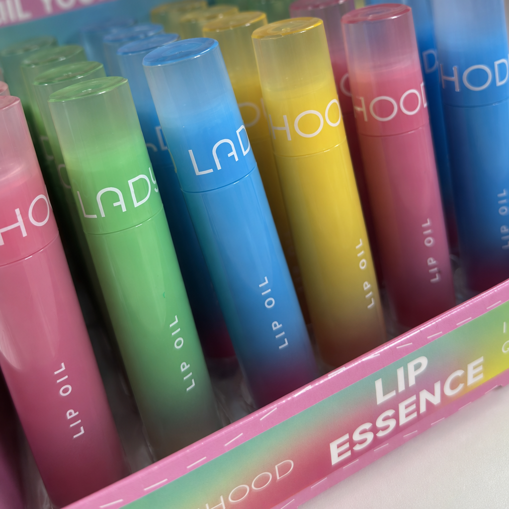 A new lip care product with a color gradient that is hydrating, lustrous and long-lasting Application Scenario