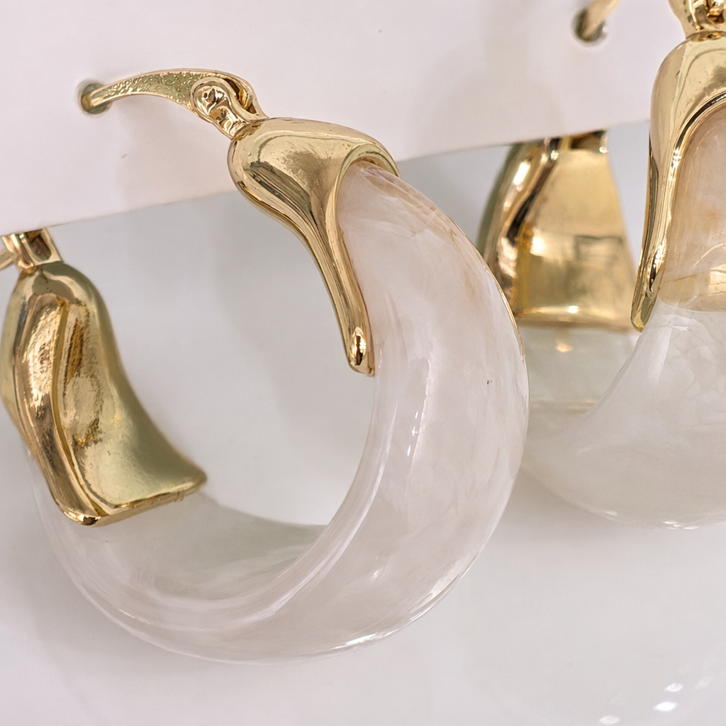 The golden earrings with pink and white gradient beads feature a light luxury design that is versatile and fashionable for women Application Scenario