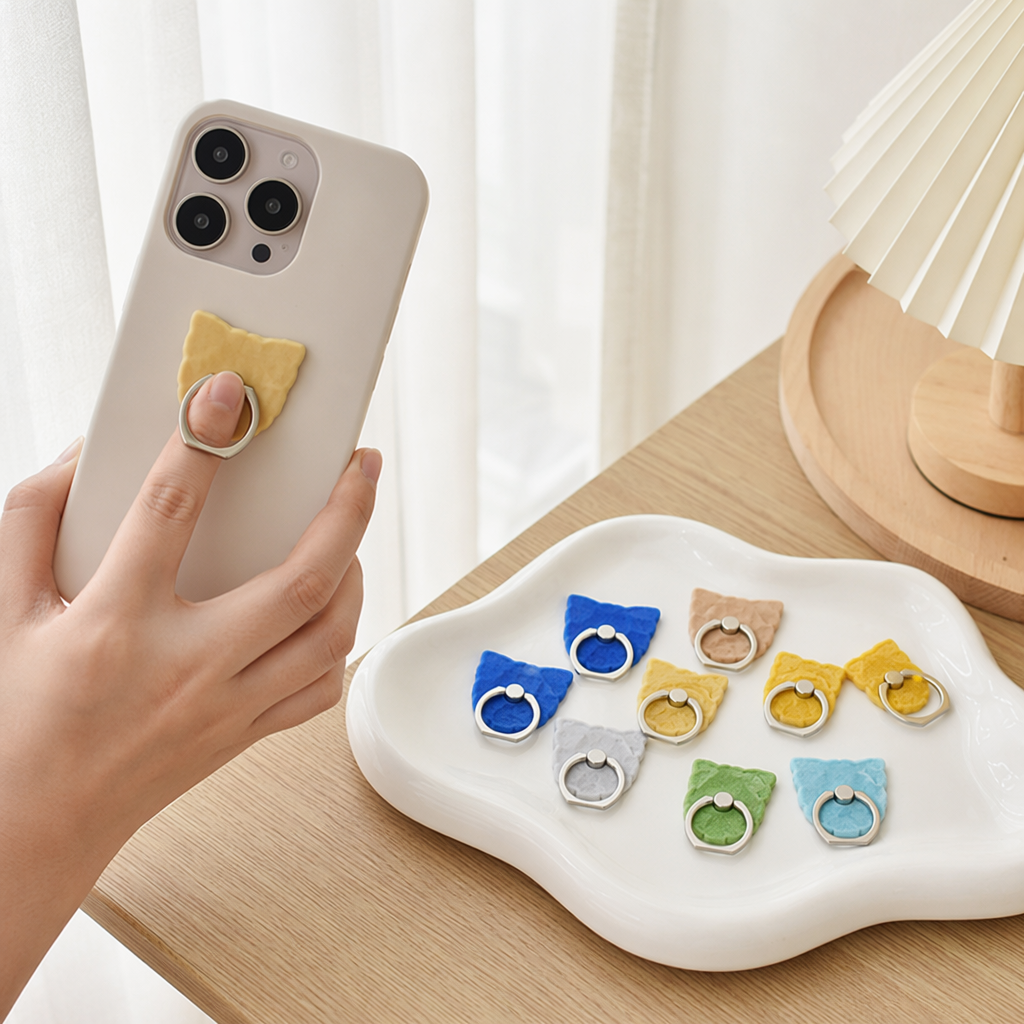 The color cartoon-shaped mobile phone stand has a desktop with adjustable angles and is made of silicone for anti-slip purposes details Picture
