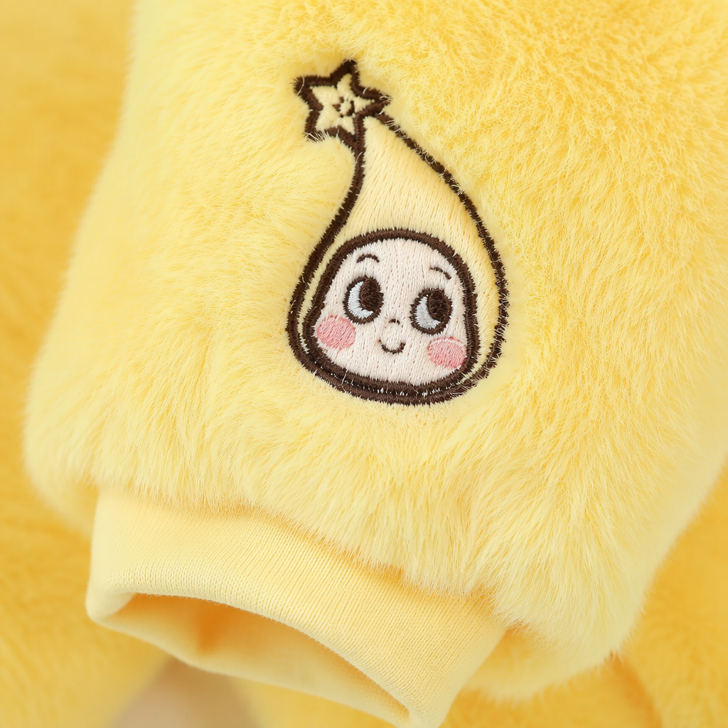 Yellow plush gloves, thickened, warm and anti-slip, suitable for women in autumn and winter Application Scenario