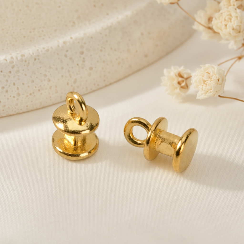 Golden metal fasteners, clothing accessories, hardware parts, universal style details Picture