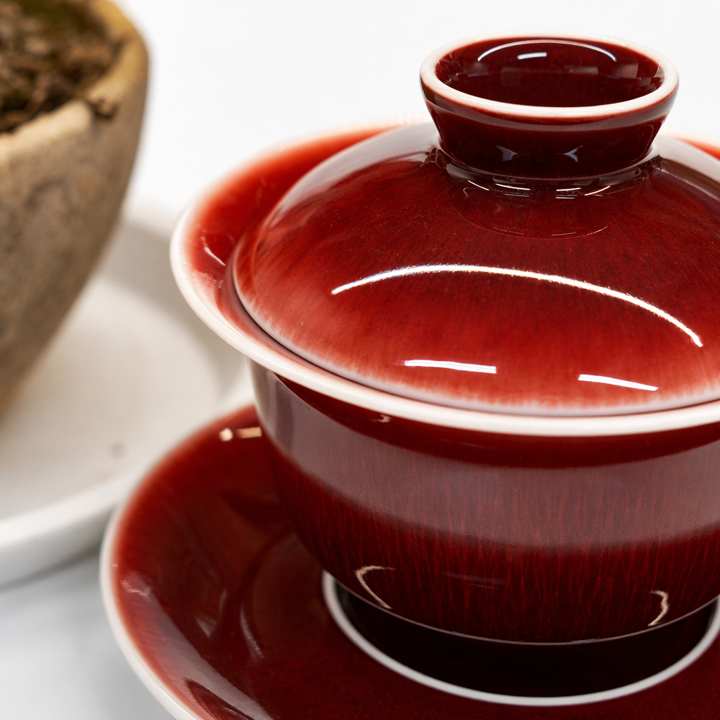 Red covered bowl tea set, ceramic Gongfu tea set with filter, portable travel tea set Application Scenario