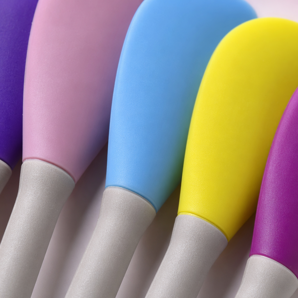 Nail art product processing, customization, beauty care, makeup, daily chemical, OEM/ODM services Application Scenario
