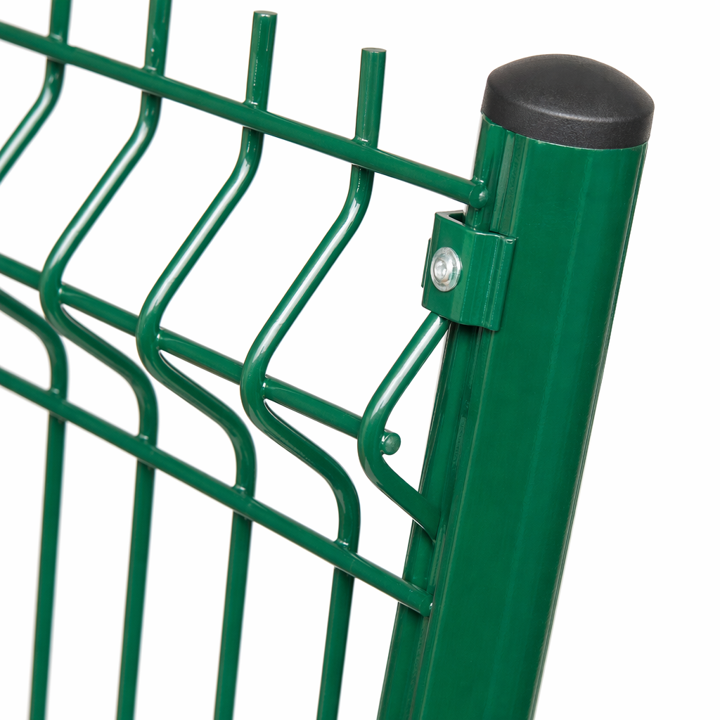 Cerca de alambre bilateral verde galvanizado anticorrosión al aire libre cerca de aislamiento de patio Application Scenario