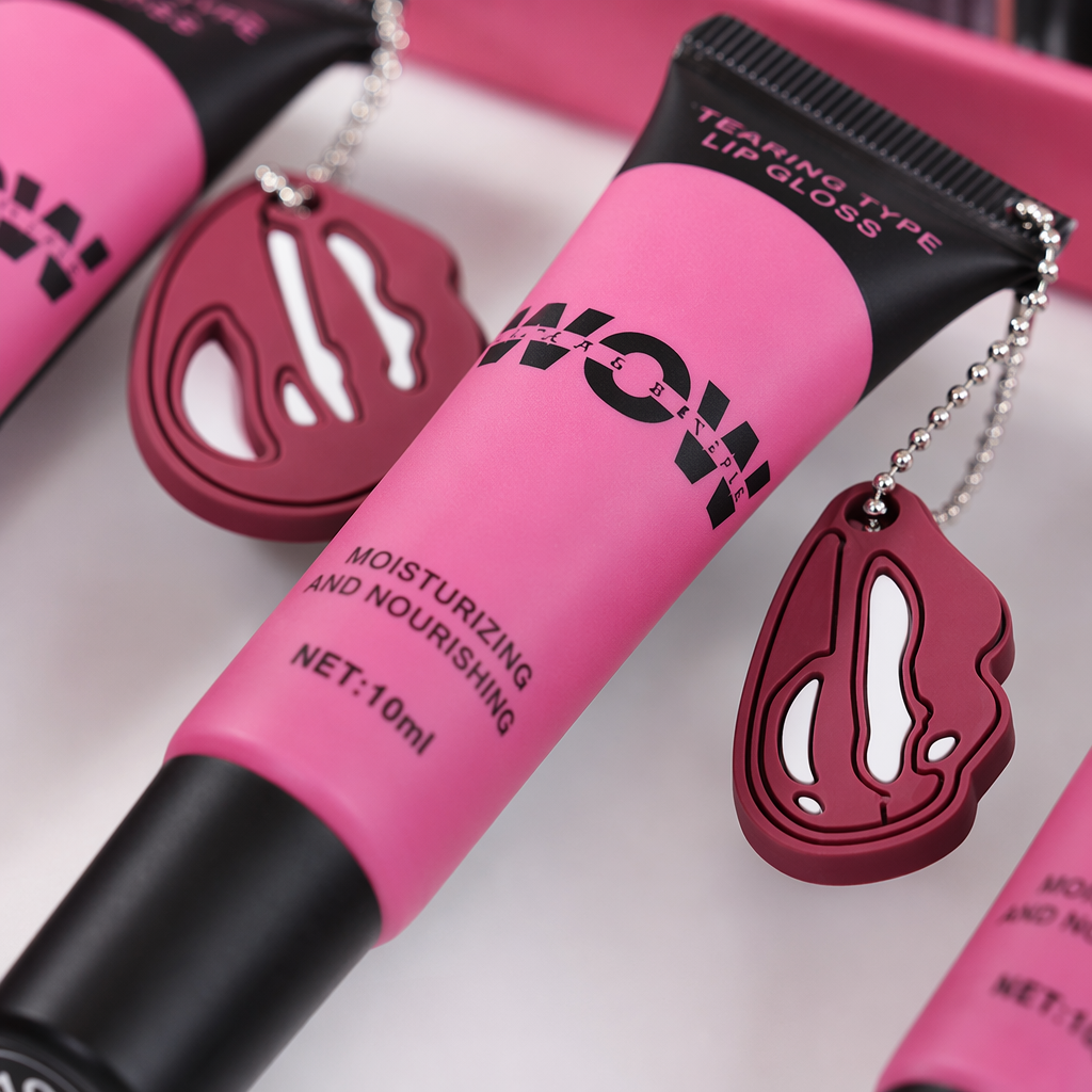 Pink lip gloss tube + long-lasting color hydrating lip gloss lip gloss 💄 Application Scenario