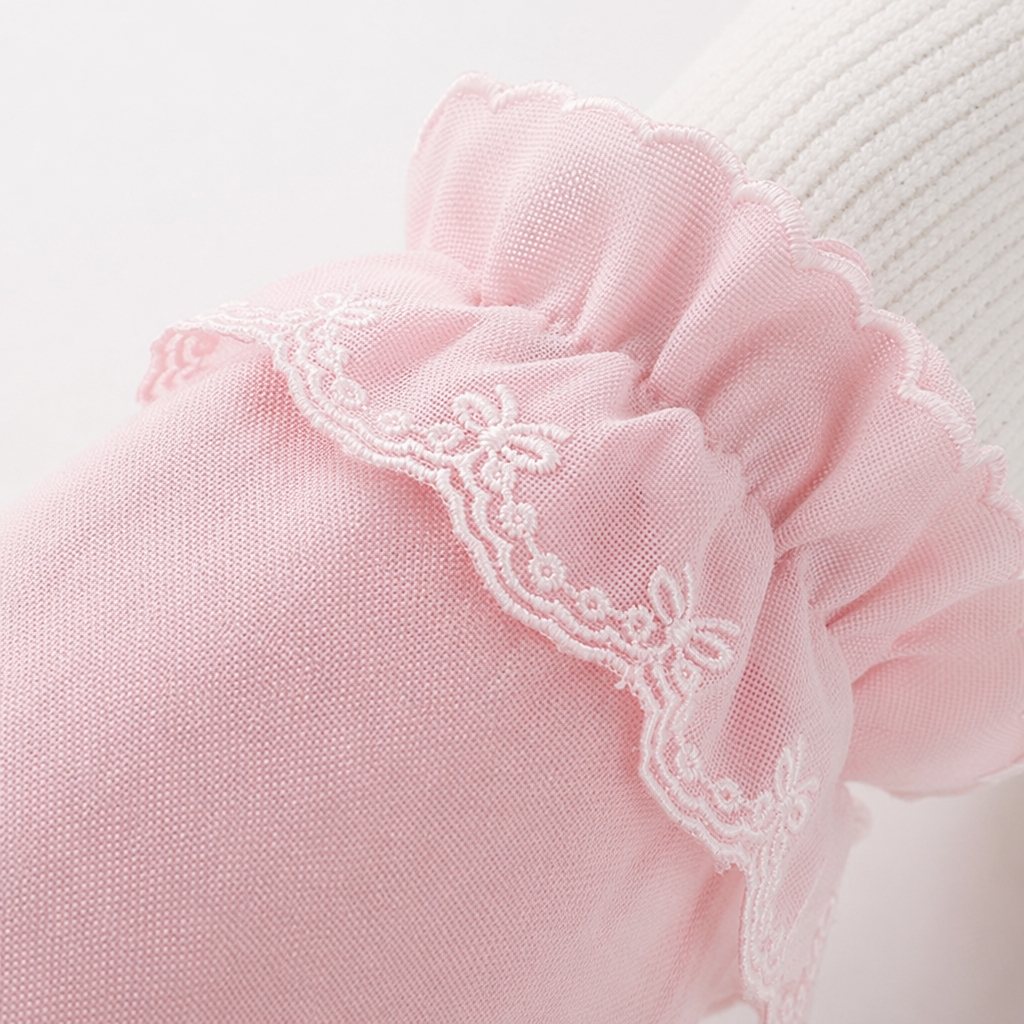 Pink lace arm guards for women's summer UV protection, thin and breathable Application Scenario