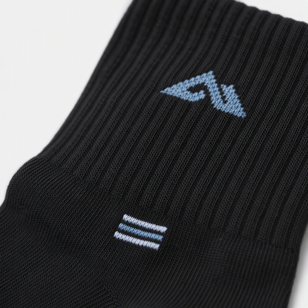 Black pure cotton short socks for both men and women, sweat-absorbing and breathable sports and casual wear Application Scenario
