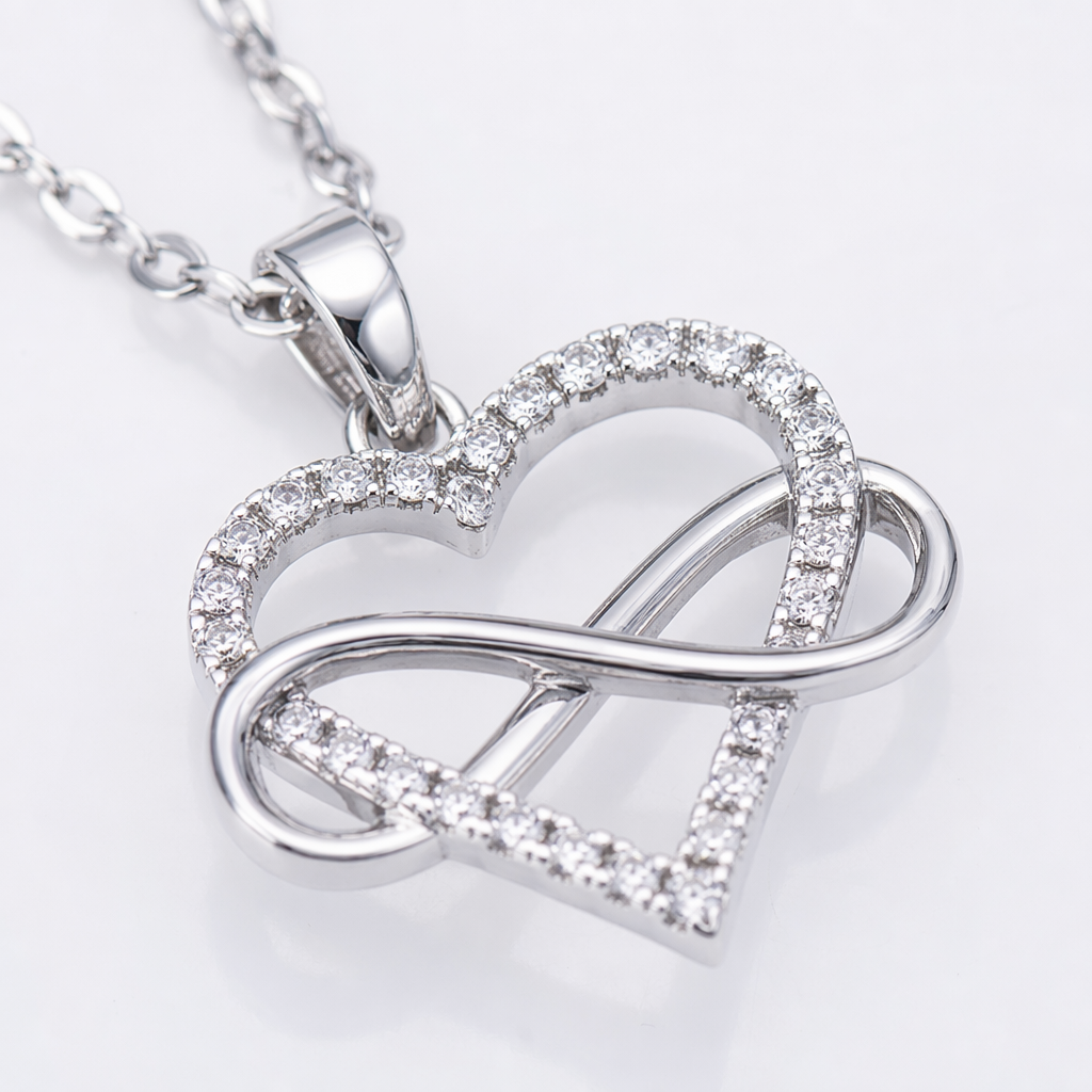 Silver heart-shaped infinity symbol pendant necklace Application Scenario