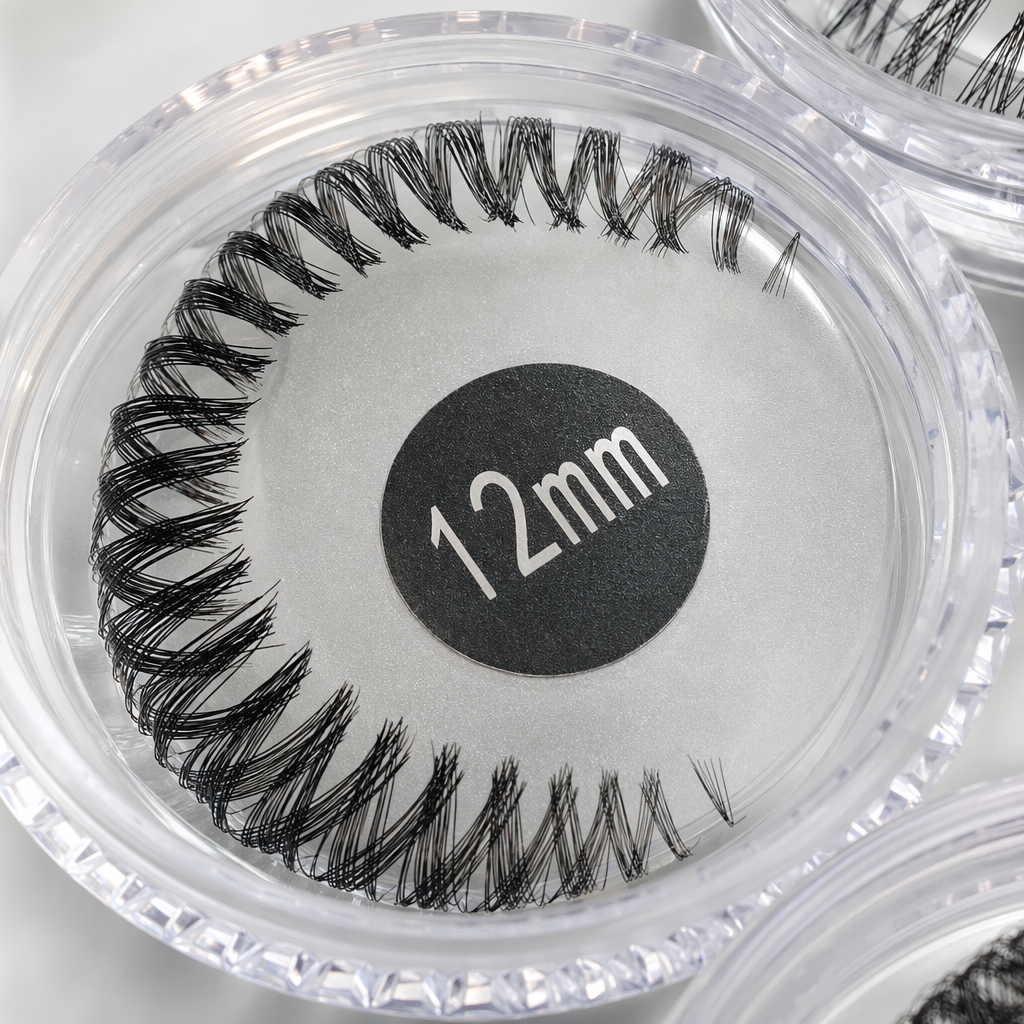 This beauty tool is specifically designed for natural curling of false eyelashes, thick and long eyelashes, and single double eyelids Application Scenario