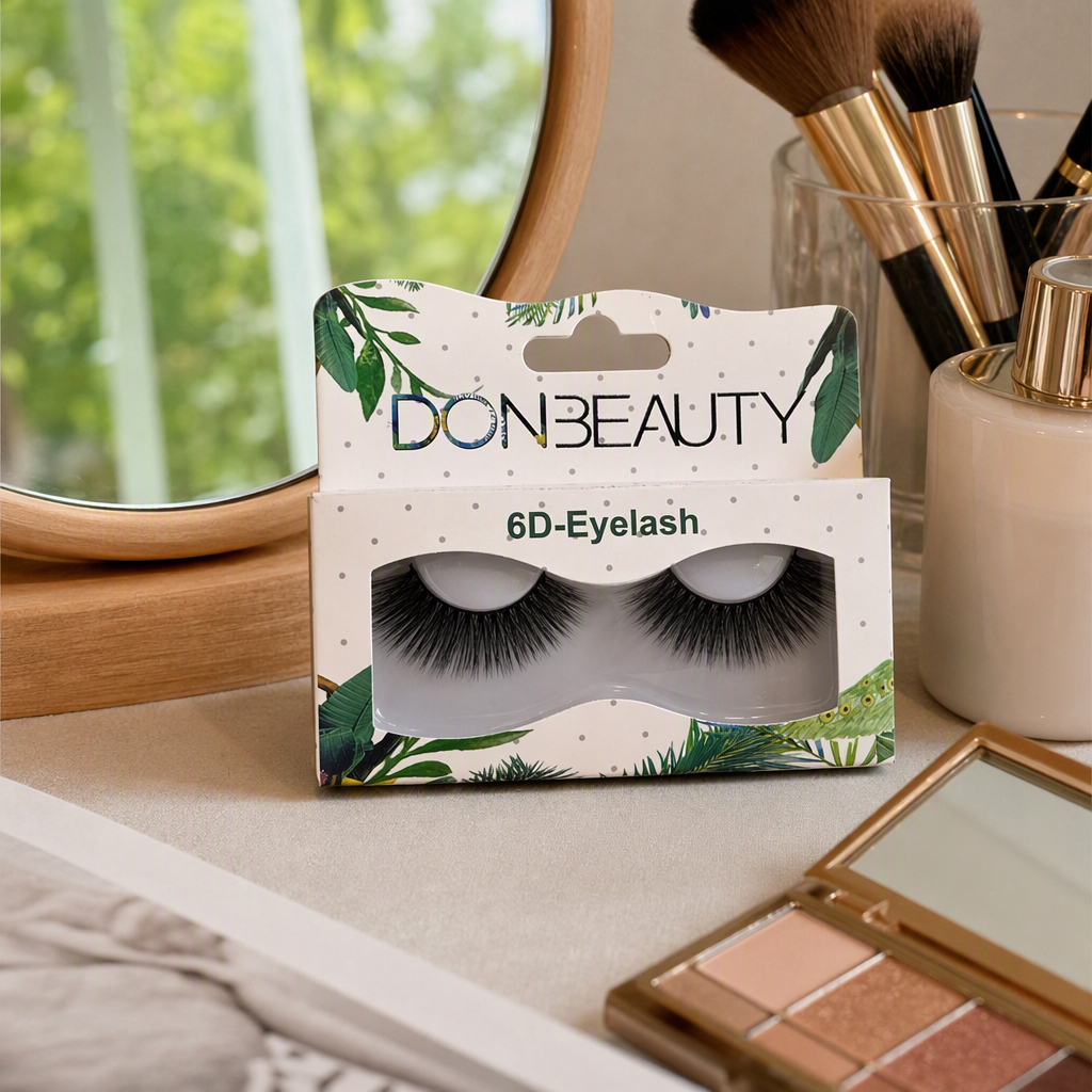 The false eyelashes of the beauty tool are naturally curled, slender and long-lasting, and comfortable to wear