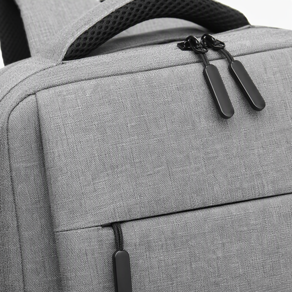 The grey backpack is simple and has a large capacity. It is a lightweight and durable student commuting travel backpack Application Scenario
