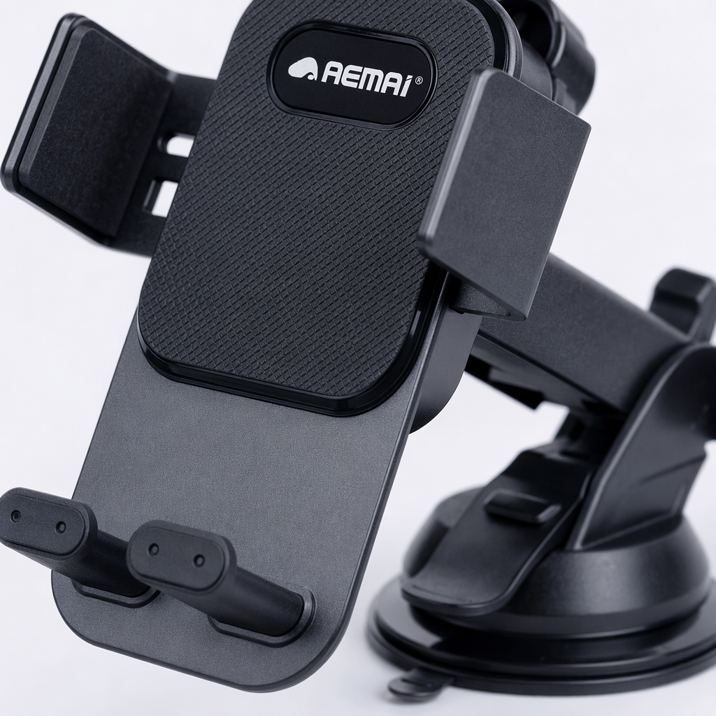 The multi-functional black car stand is convenient for holding, anti-slip and stable. It is a mobile phone support stand and an in-car navigation assistant Application Scenario