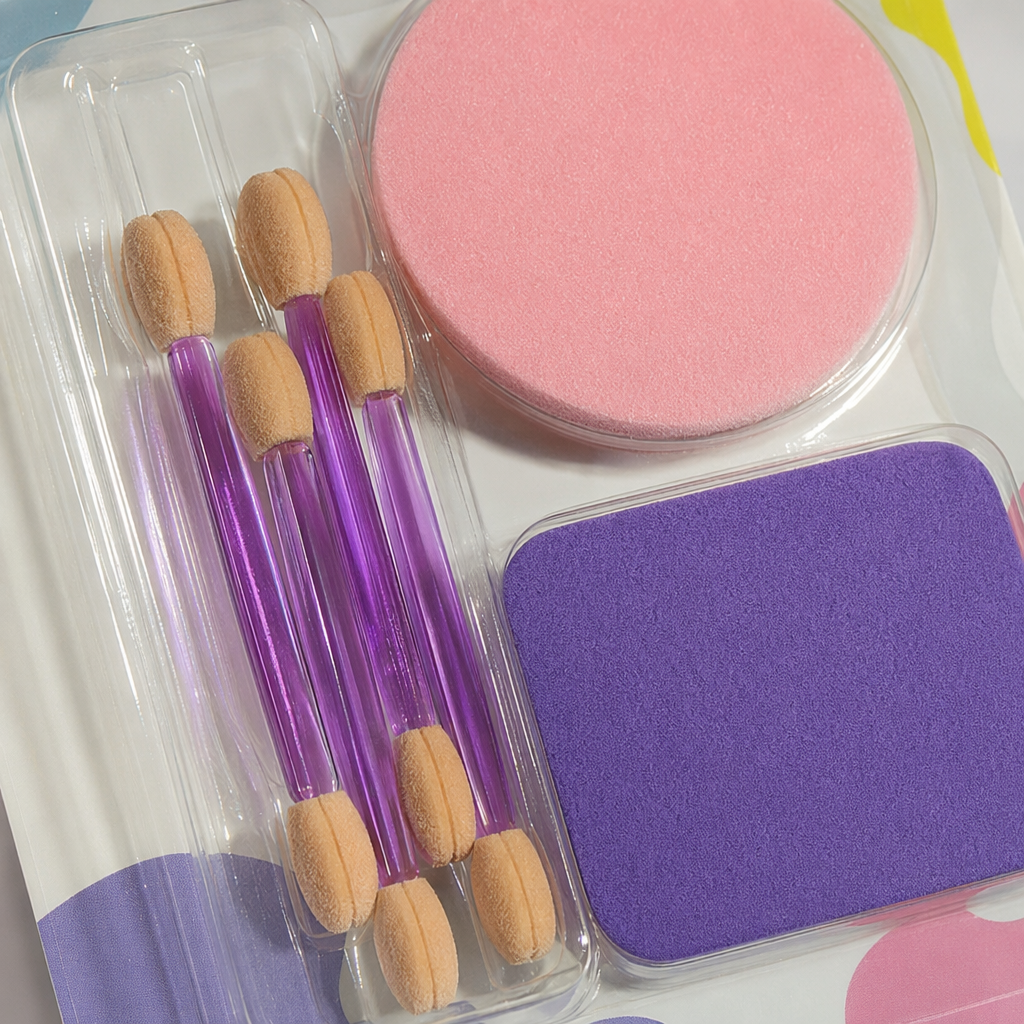 Multi-functional colored makeup tool set, professional makeup brush, makeup stick, powder puff, beauty tool combination, essential for students and beginners Application Scenario