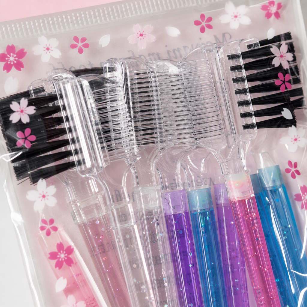 Pink packaging bag makeup tool set, multi-functional beauty makeup brush, makeup stick, makeup sponge, portable makeup supplies gift pack Application Scenario