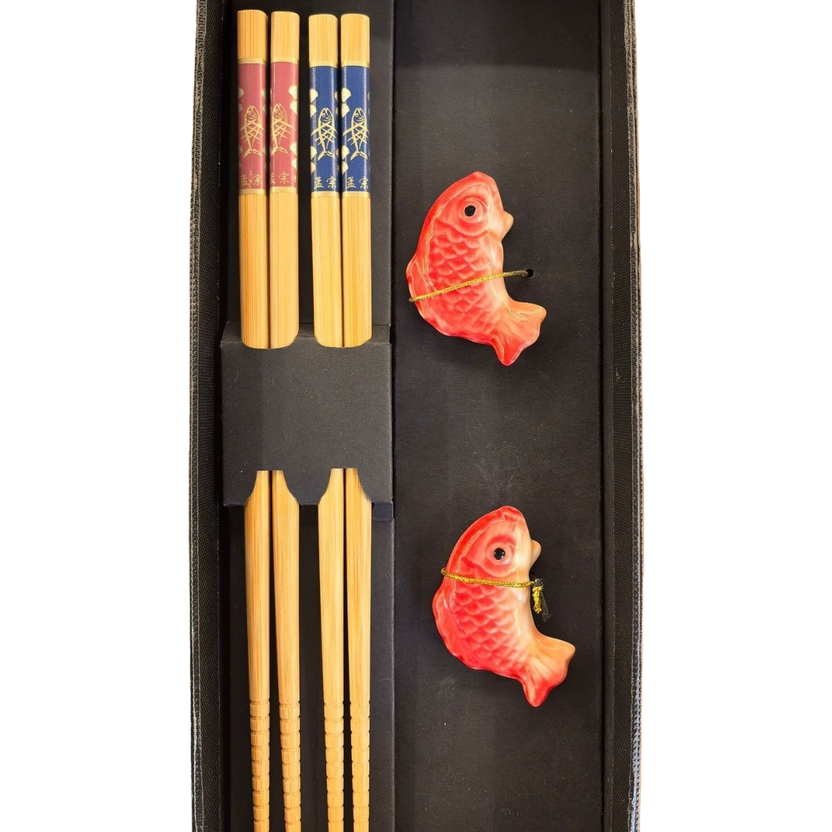 A high-end black gift box with bamboo chopsticks and a red fish-shaped chopstick rest, a practical tableware set, is an excellent gift Item Picture