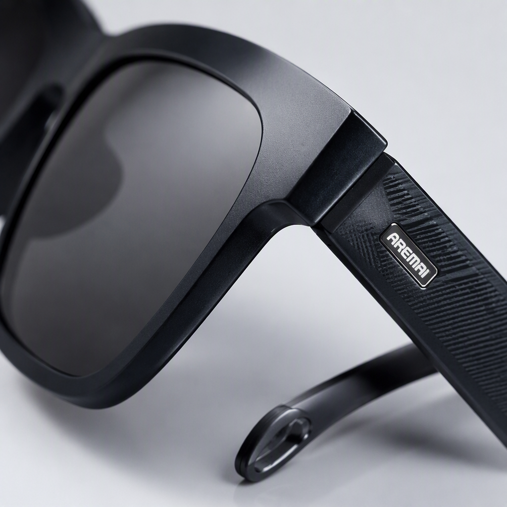 Fashionable black smart glasses with high-definition display, multi-functional Bluetooth glasses, and trendy sports and leisure accessories Application Scenario