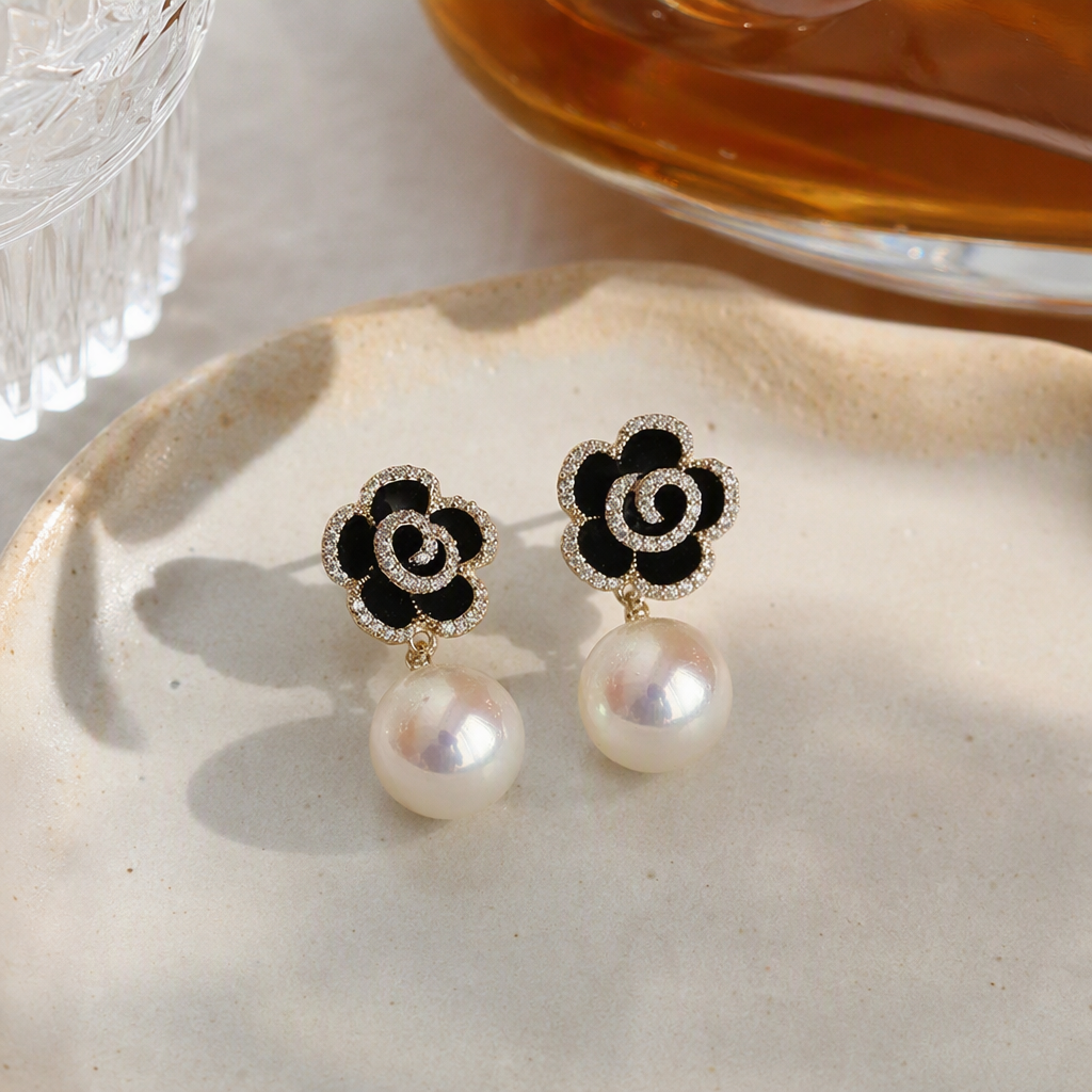 Pendientes de perlas de flores negras elegante temperamento retro moda orejeras mujeres estilo japonés estilo coreano simple y versátil regalo regalo details Picture