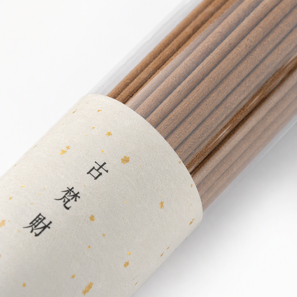 The Gufancai Nine-Layered Incense is in a transparent cylindrical box with brown incense sticks. It is an indoor spice gift box with a long-lasting, natural fragrance and a rich aroma Application Scenario