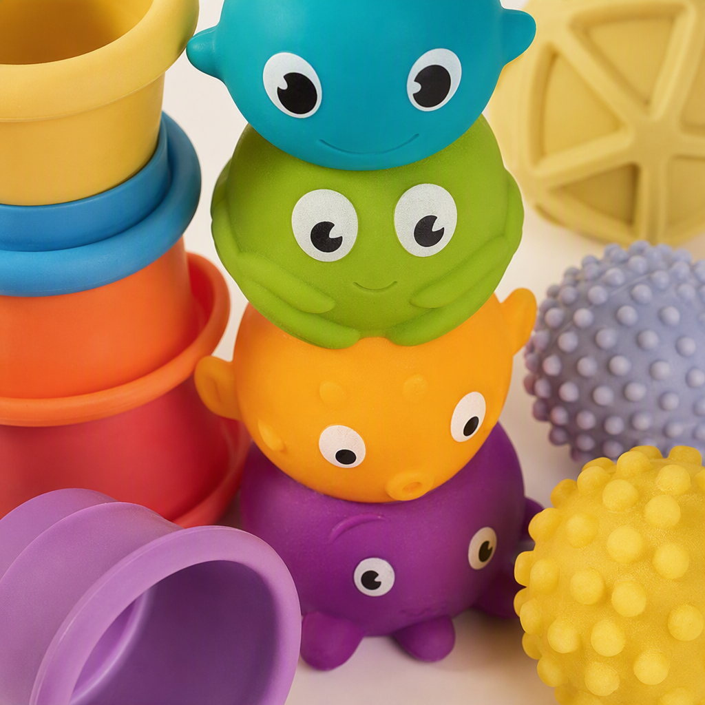 Colorful soft rubber baby toy set, safe and non-toxic, educational and enlightenment children's toy gift box Application Scenario
