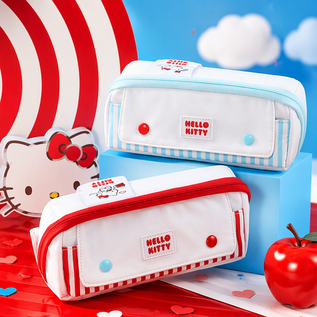 白色布艺笔袋带红蓝条纹装饰和Hello Kitty刺绣标时尚文具收纳袋学生用品细节图