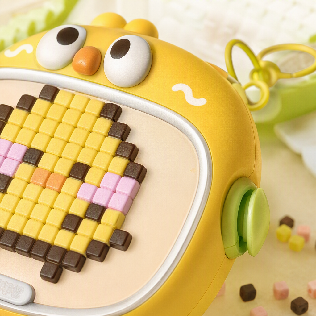 Fun bean building machine, chicken-shaped children's toy, creative DIY handicraft, educational building block toy gift Application Scenario