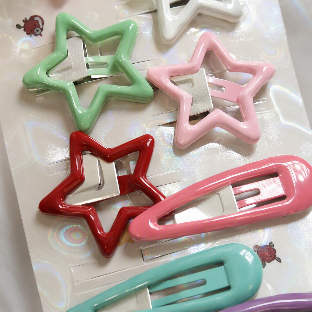 Colorful Star Oval Hair clip Set, Cute hair accessories for girls, hair accessory combination set, student hair clip and hair accessory gift box Application Scenario