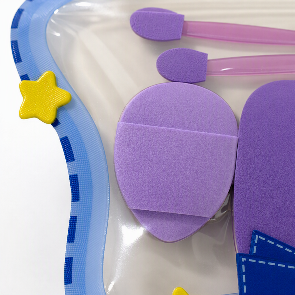 Star-shaped transparent storage bag, purple beauty tool set, portable organizing makeup bag, storage bag for women Application Scenario
