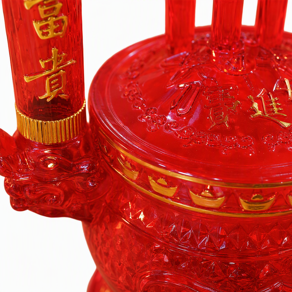 A red wealth-attracting incense burner decoration with three auspicious candles and two lucky candles, symbolizing prosperity and abundant wealth. It is a lucky feng shui display Application Scenario