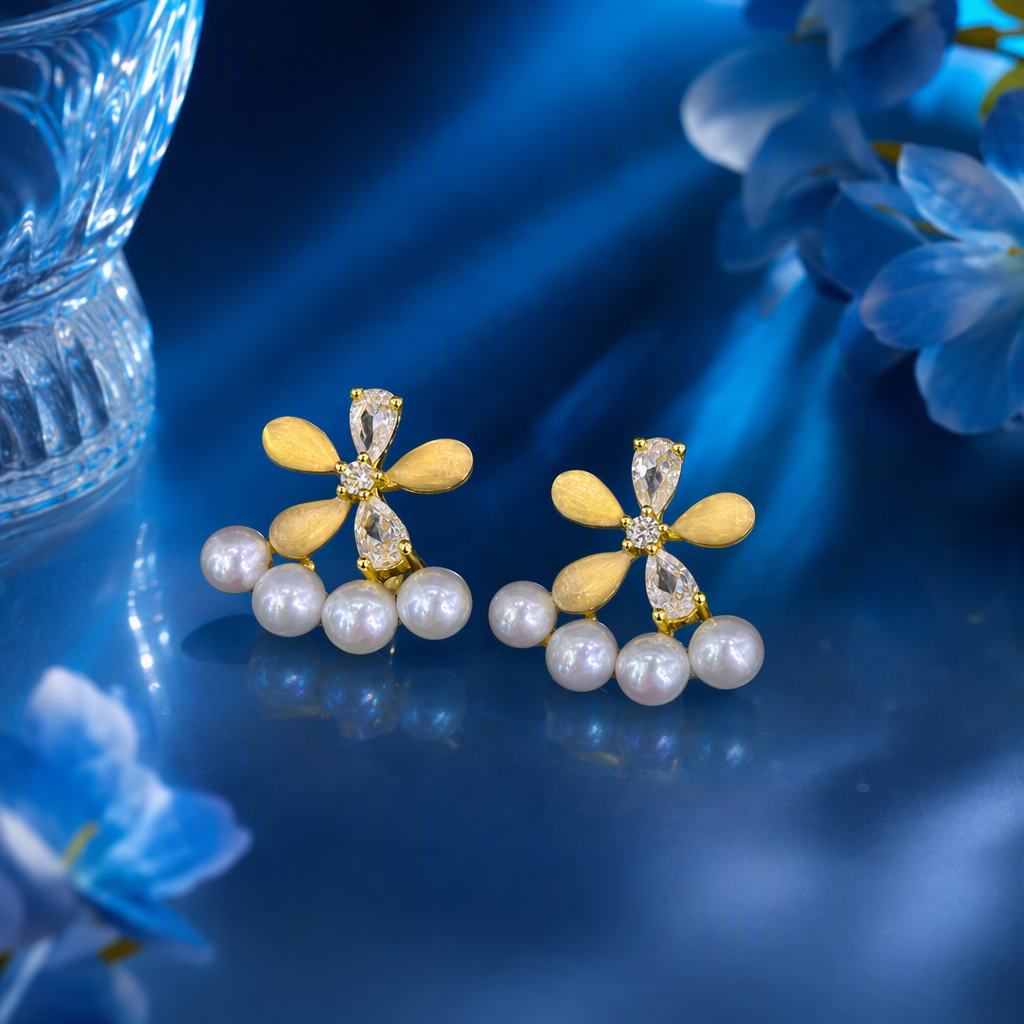 The black tray showcases pearl flower earrings, fashionable and elegant accessories, jewelry, ornaments and collectibles Specification image