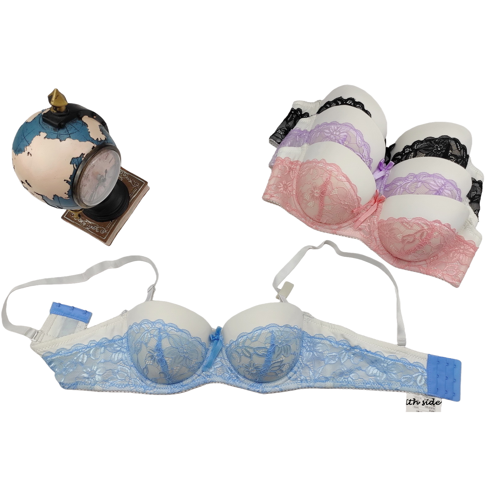 A comfortable, breathable and sexy bra with a white base color, blue lace decoration and colorful lace edges Item Picture