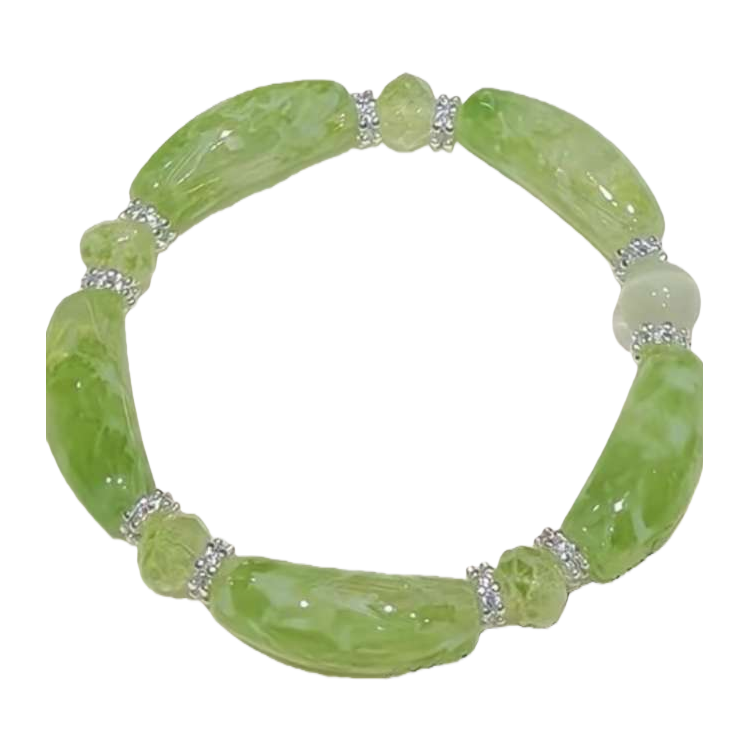 Natural green jade bracelet, a fashionable and simple bracelet, is a perfect gift accessory for both men and women Item Picture