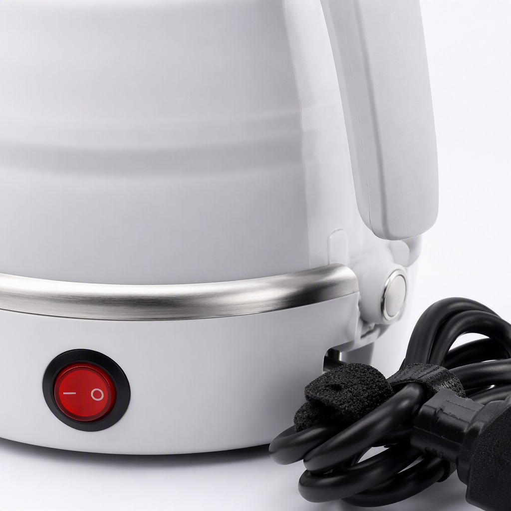 This multi-functional smart electric kettle is suitable for household kitchens. It can quickly boil water, keep warm, save electricity, has a large capacity and a simple design Item Picture