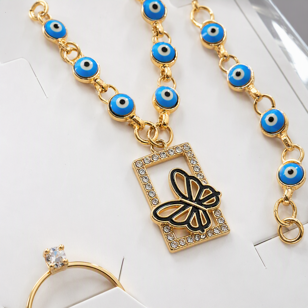 Golden chain blue eye jewelry set: Fashionable, versatile, simple and trendy accessory gift Application Scenario