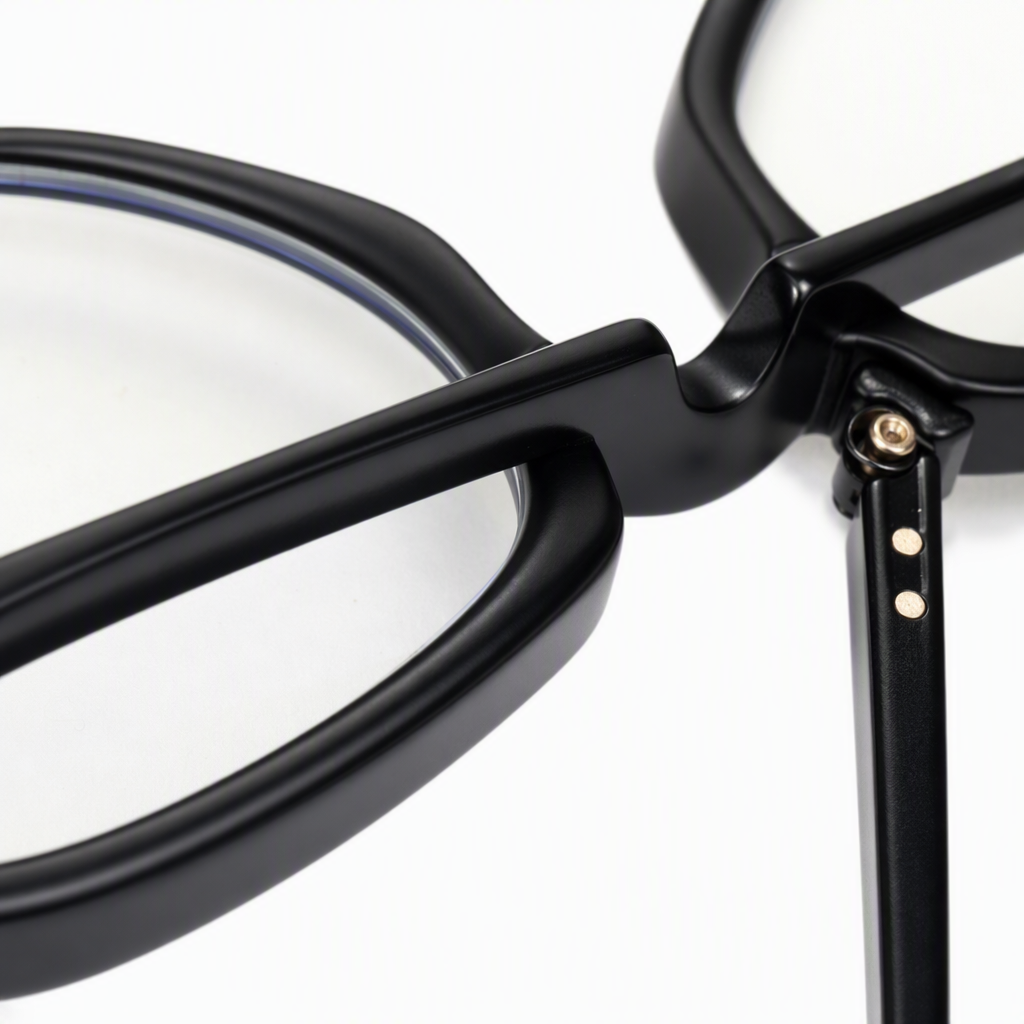 Fashionable black square glasses for both men and women, trendy retro frame, casual business style Application Scenario