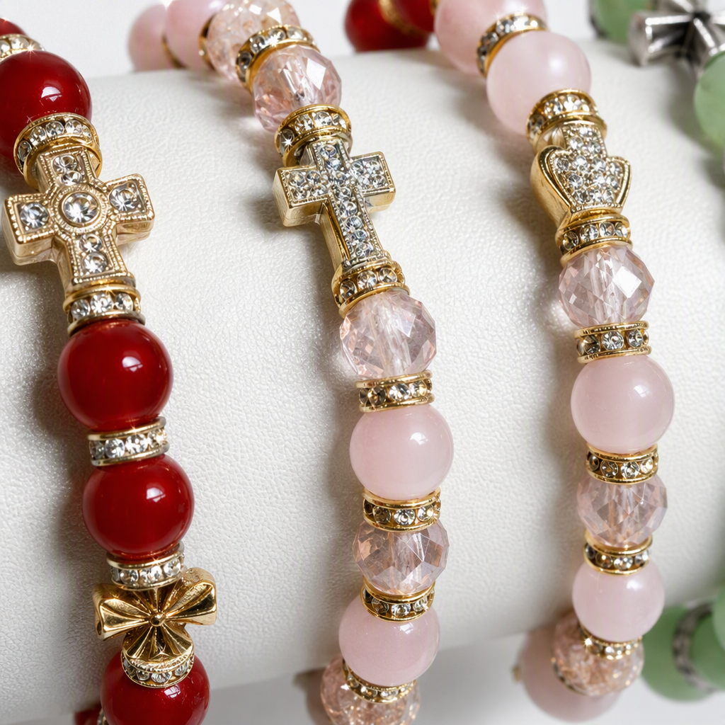 The white hand model showcases a multi-color bead bracelet in red, pink and green tones, paired with a metal cross-shaped hand accessory, making it a fashionable hand accessory Application Scenario